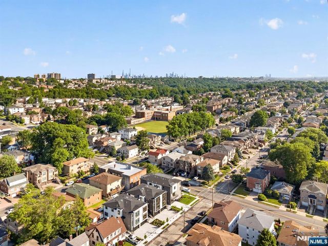 504 2nd Street A, Palisades Park, NJ 07650