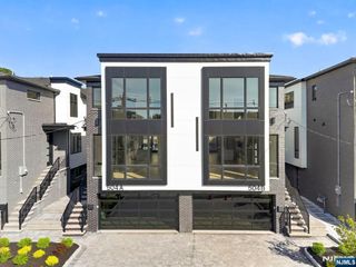 504 2nd Street A, Palisades Park, NJ 07650