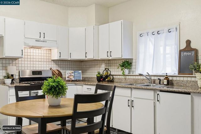 2332 2332 Emeric Ave, Richmond, CA 94806