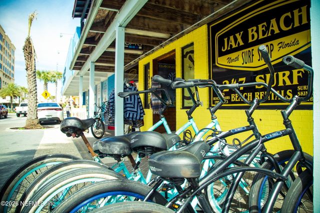 811 1ST Street S 10, Jacksonville Beach, FL 32250