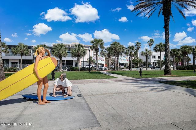 811 1ST Street S 10, Jacksonville Beach, FL 32250