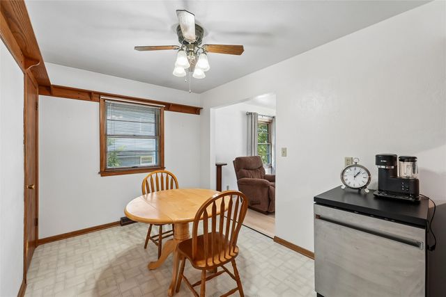 1780 NW 70th Place, Ankeny, IA 50023
