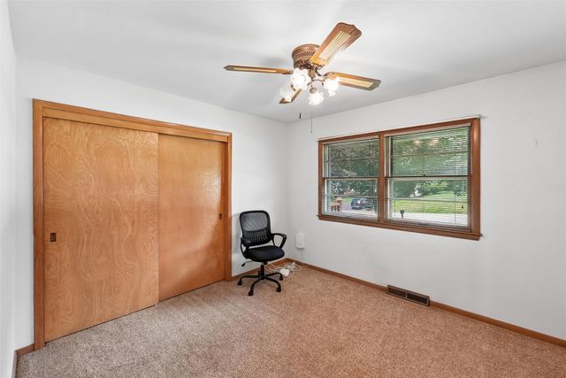 1780 NW 70th Place, Ankeny, IA 50023