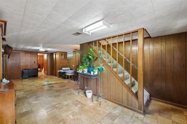 1780 NW 70th Place, Ankeny, IA 50023