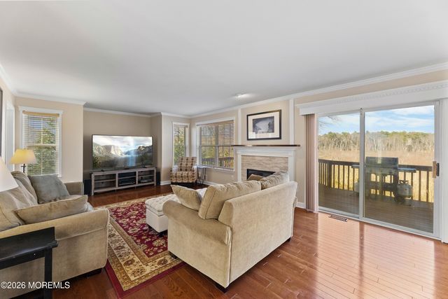 31 Cottonwood Drive, Jackson, NJ 08527