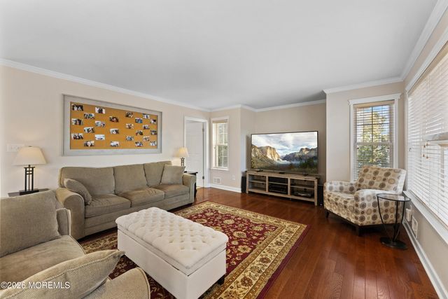 31 Cottonwood Drive, Jackson, NJ 08527