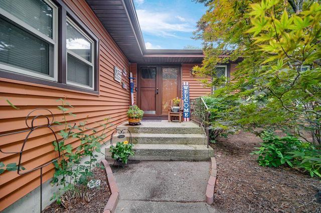 9143 Southmoor Avenue, Highland, IN 46322