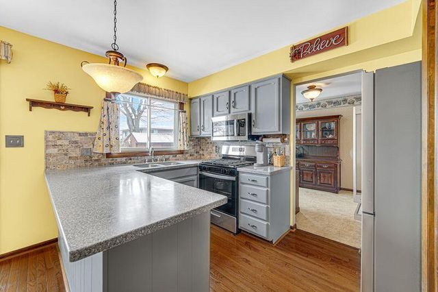 9143 Southmoor Avenue, Highland, IN 46322