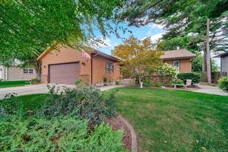 9143 Southmoor Avenue, Highland, IN 46322