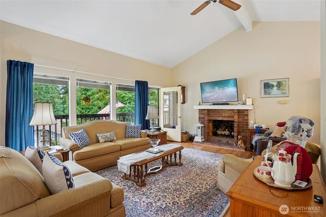 1207 S 293rd Place, Federal Way, WA 98003