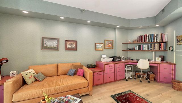 2450 HARBOURSIDE DRIVE 234, Longboat Key, FL 34228