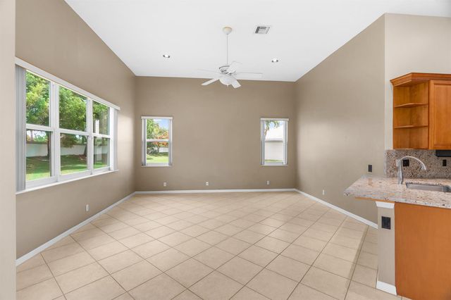 6515 Togni Street, Lake Worth, FL 33467