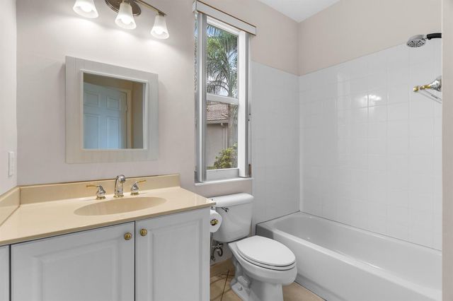 6515 Togni Street, Lake Worth, FL 33467
