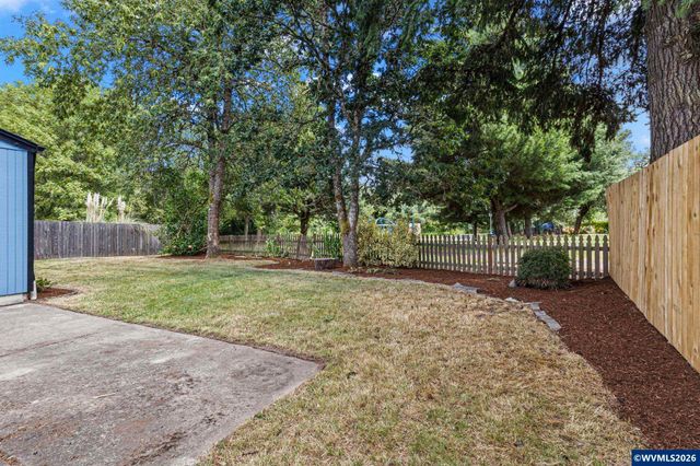 2702 Newton St, Philomath, OR 97370
