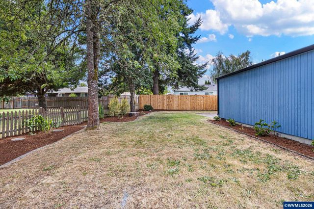 2702 Newton St, Philomath, OR 97370
