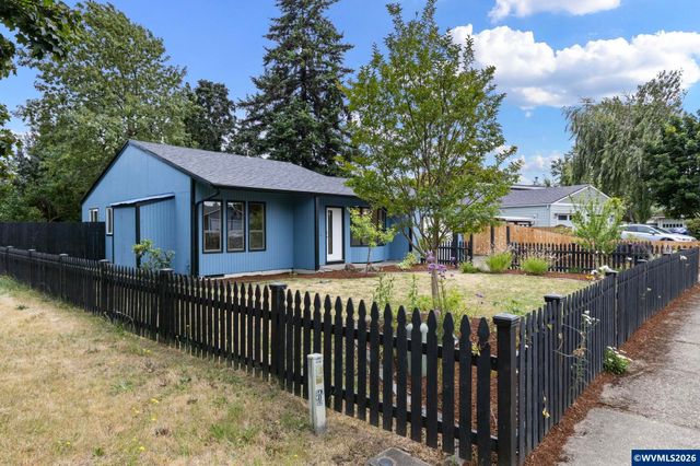 2702 Newton St, Philomath, OR 97370