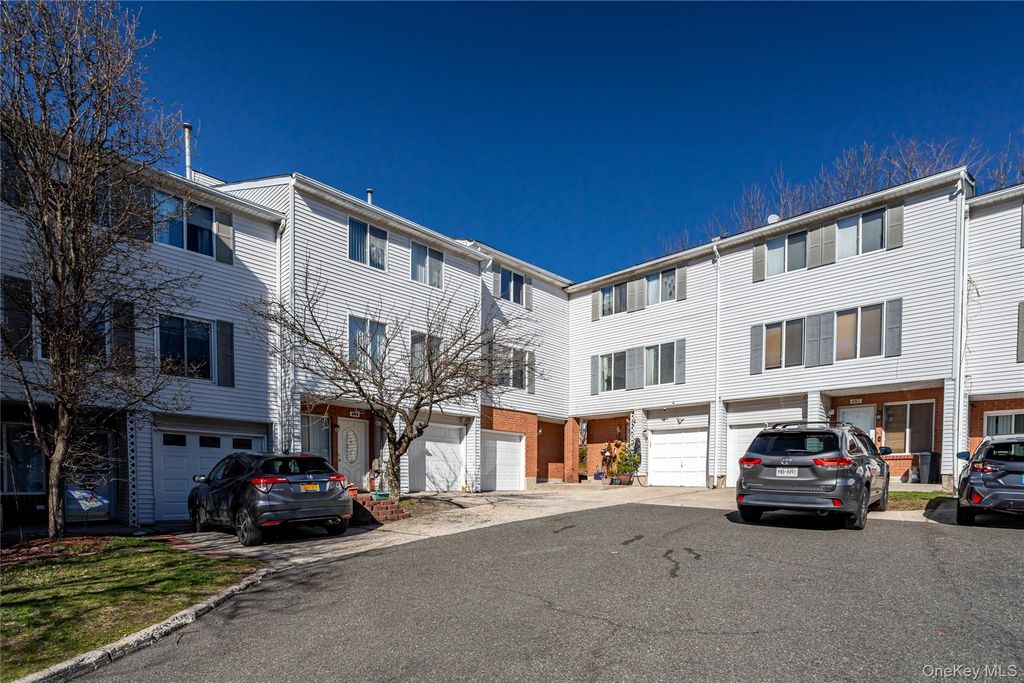 491 Ilyssa Way, Staten Island, NY 10312 — photo 2