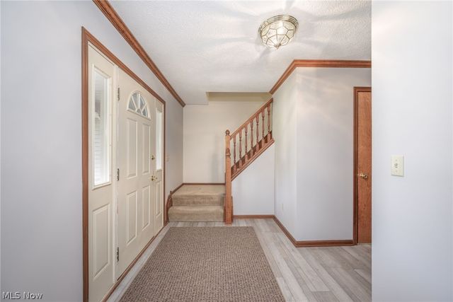 1133 Sharonbrook Drive, Twinsburg, OH 44087