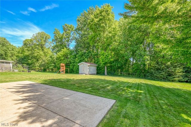 1133 Sharonbrook Drive, Twinsburg, OH 44087