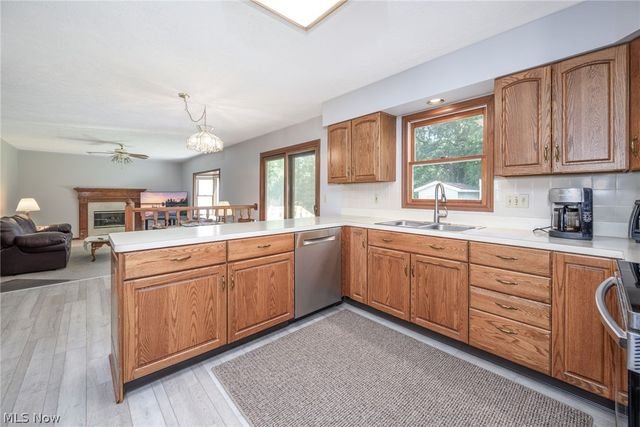 1133 Sharonbrook Drive, Twinsburg, OH 44087