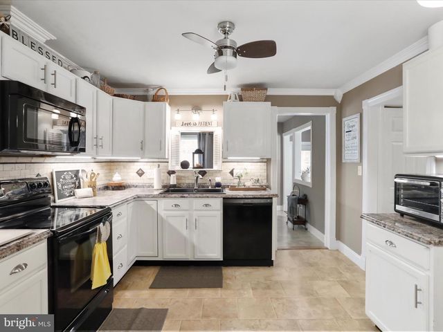 1102 CARRIE WAY, Martinsburg, WV 25401