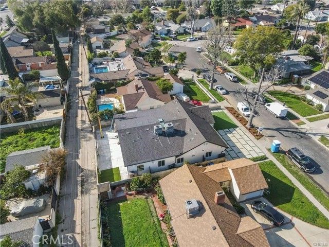 7842 Lasaine Avenue, Northridge (los Angeles), CA 91325