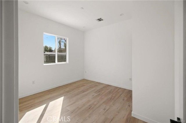 7842 Lasaine Avenue, Northridge (los Angeles), CA 91325