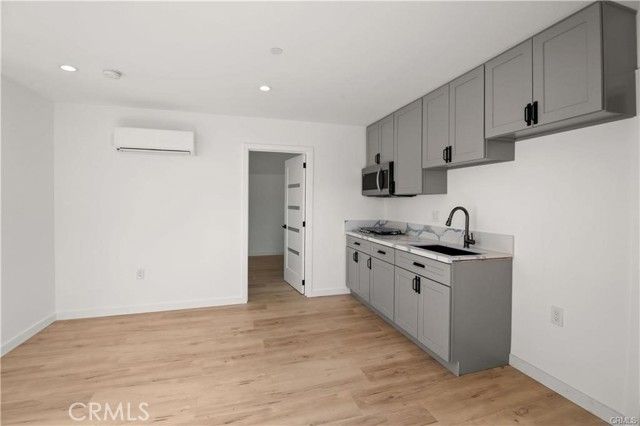 7842 Lasaine Avenue, Northridge (los Angeles), CA 91325