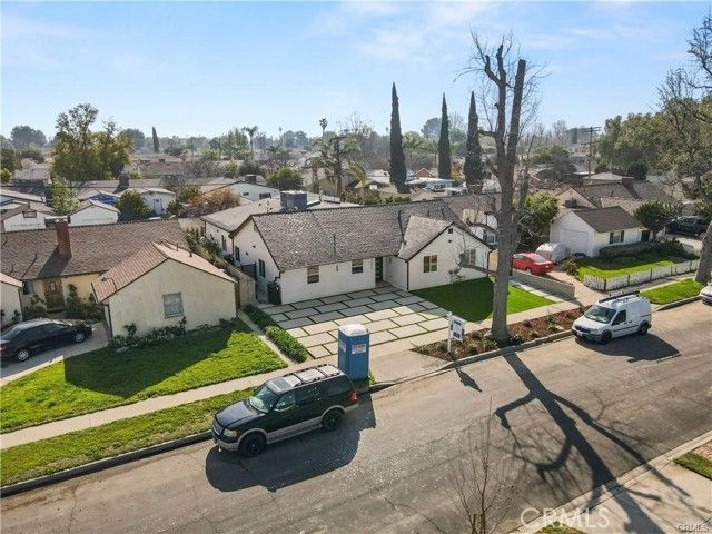 7842 Lasaine Avenue, Northridge (los Angeles), CA 91325