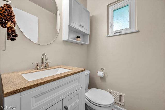 13177 Whitney Road, Strongsville, OH 44136