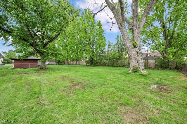 13177 Whitney Road, Strongsville, OH 44136