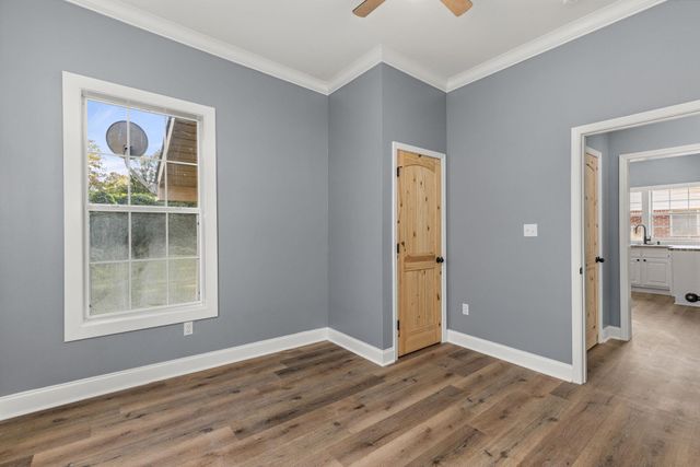 1218 PROPER ST, Corinth, MS 38834