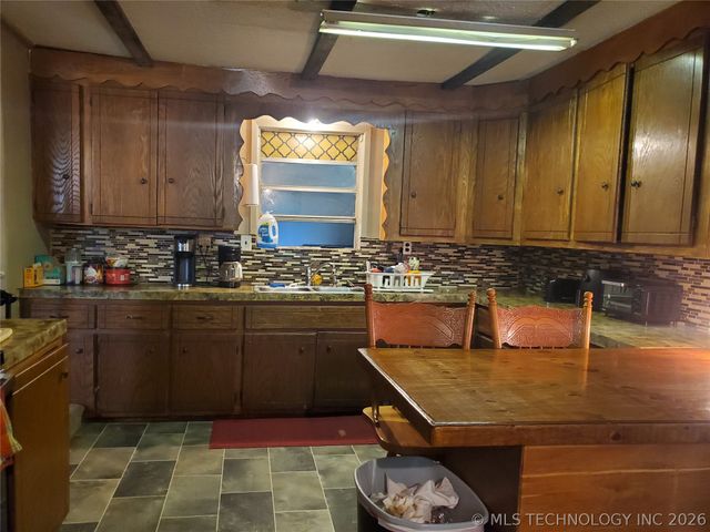 204 Curtis, Calera, OK 74730