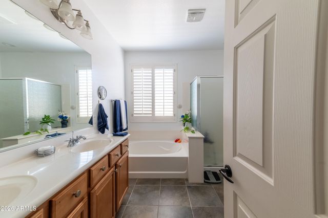 31876 N LARKSPUR Drive, San Tan Valley, AZ 85143