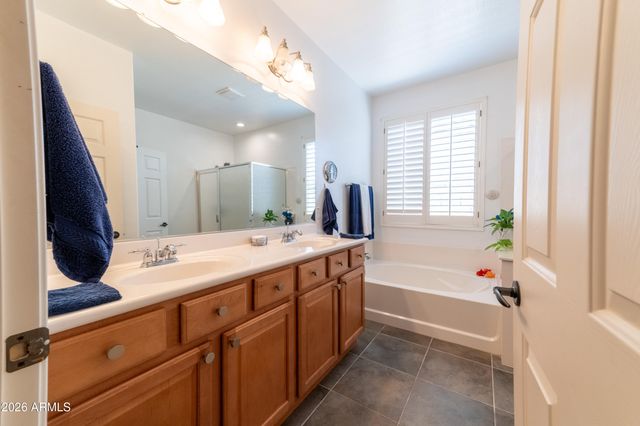 31876 N LARKSPUR Drive, San Tan Valley, AZ 85143