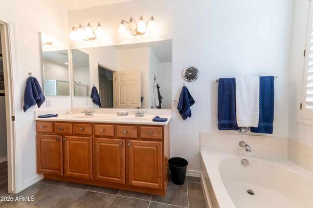 31876 N LARKSPUR Drive, San Tan Valley, AZ 85143