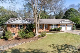 275 Davis Estates Road, Athens, GA 30606