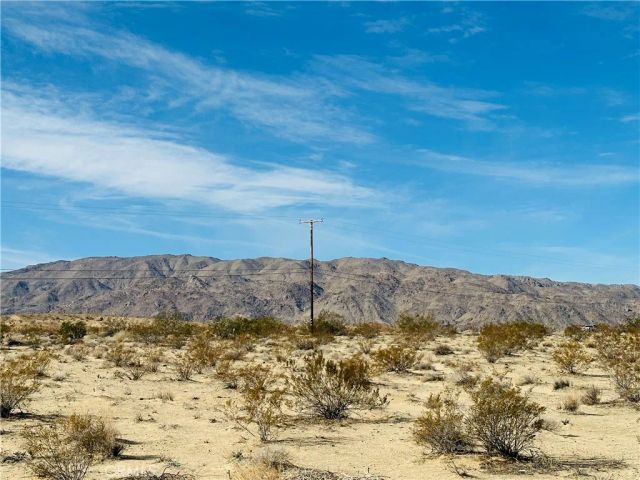 1 Charlotte, 29 Palms, CA 92277