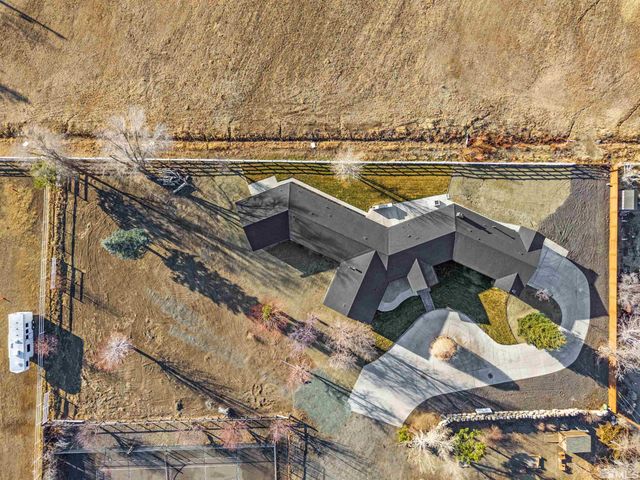 1450 Kerry Court, Gardnerville, NV 89460