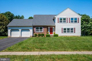 23 AMHERST WAY, Princeton Junction, NJ 08550