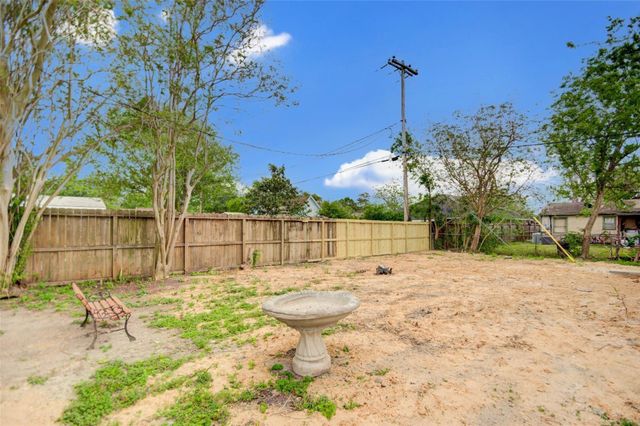 7402 Elbridge Lane, Deer Park, TX 77536