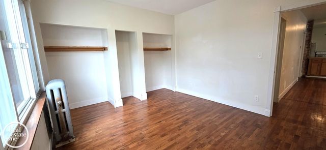 3014 Caniff Avenue Lower, Hamtramck, MI 48212