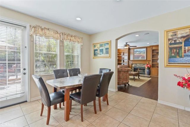 28 Malibu, Irvine, CA 92602