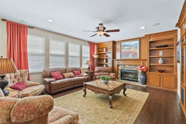 28 Malibu, Irvine, CA 92602