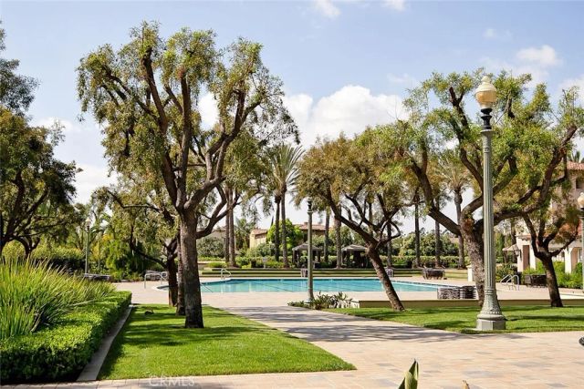 28 Malibu, Irvine, CA 92602