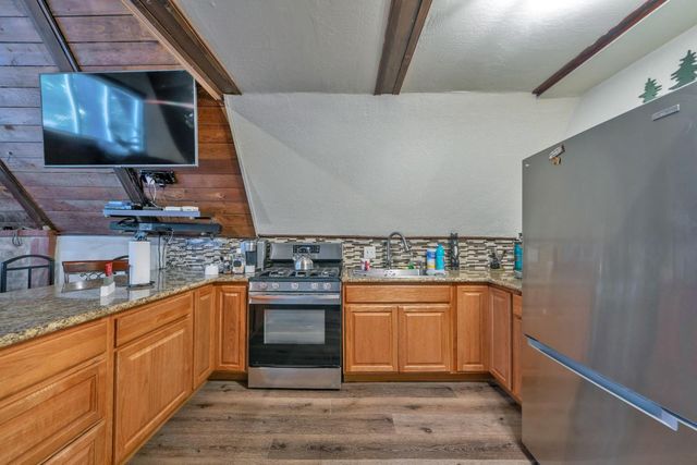 27258 Columbia Dr, Pioneer, CA 95666