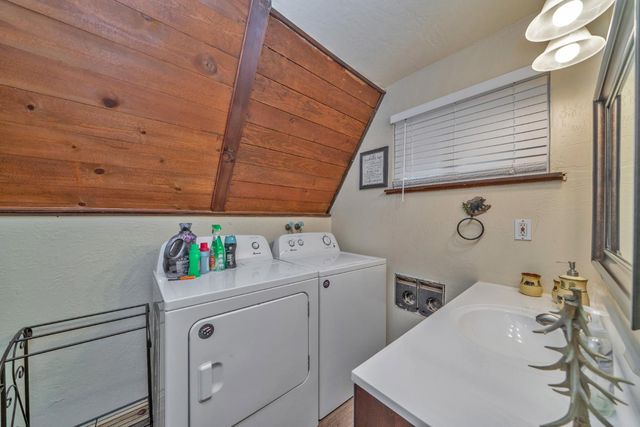 27258 Columbia Dr, Pioneer, CA 95666