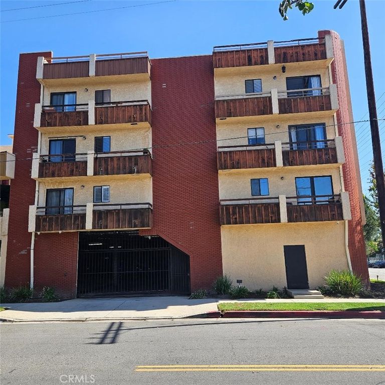 8710 Independence ave # 202, Canoga Park, CA 91304 — exterior