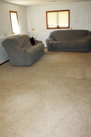 2117 Tilbury Road, Waterloo, IA 50701