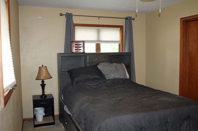 2117 Tilbury Road, Waterloo, IA 50701